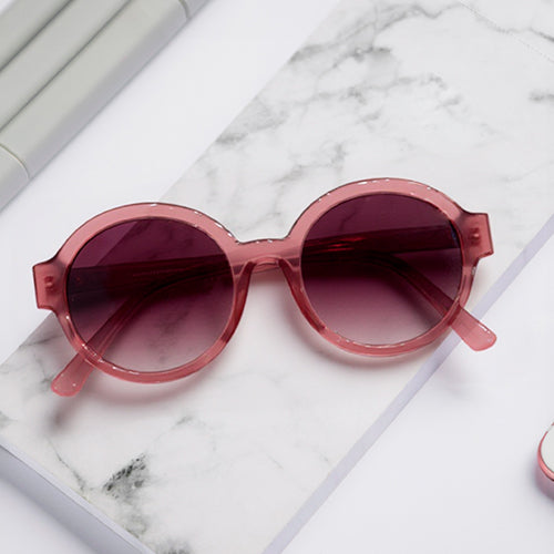 Acetate Sunglasses: Be the Center of Attention with Just One Pair